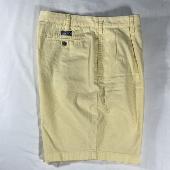 Nautica mens canary yellow basic double pleated 8" inseam chino shorts - size 38 - Picture 9 of 11